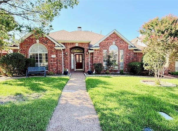 9312 Vista Circle, Irving, TX 75063