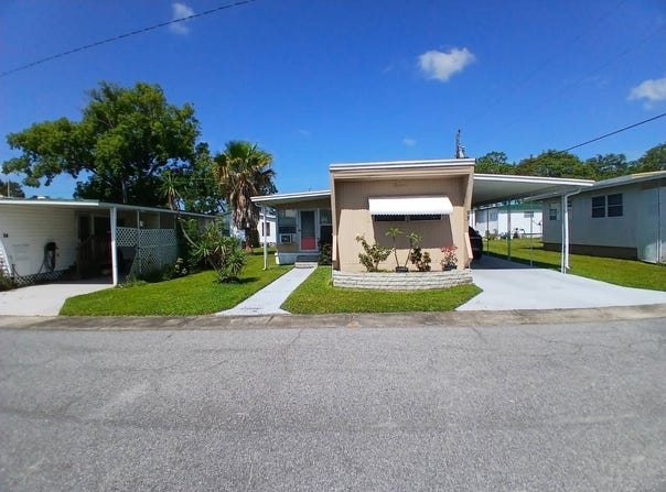 1415 Main Street, Dunedin, FL 34698