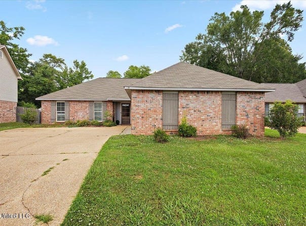 119 Cedarstone Drive, Terry, MS 39170