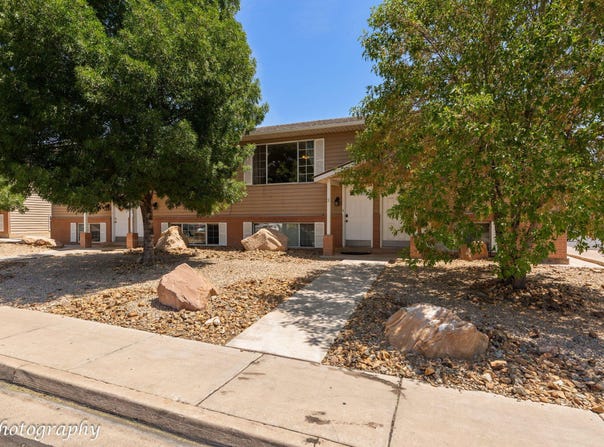 455 S 1100 E ST S, St George, UT 84770