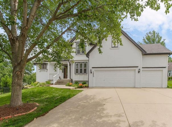 12823 Connell Street, Overland Park, KS 66213