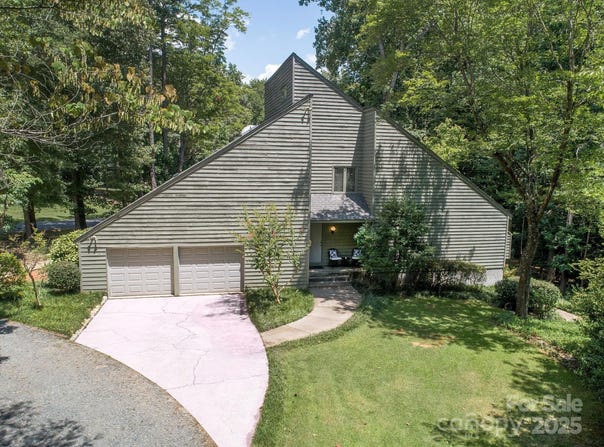 10401 Andiron Drive, Matthews, NC 28105