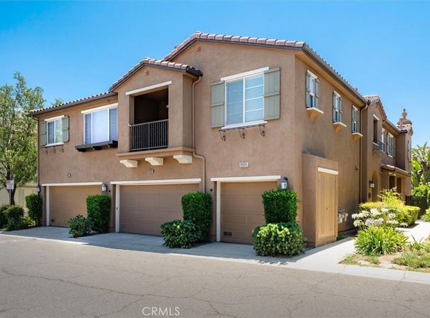 19324 Opal Lane, Saugus, CA 91350