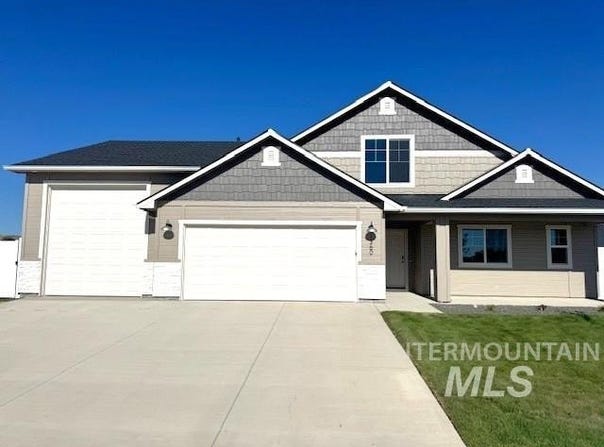 1360 Solstice St, Weiser, ID 83672