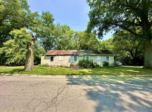 511 Circle Drive, La Porte, IN 46350