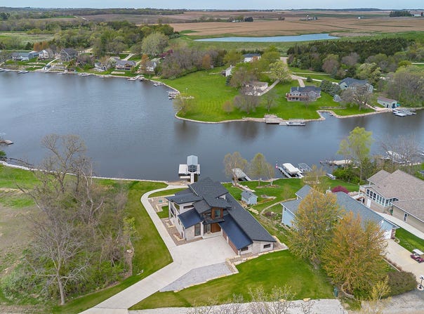 4601 Panorama Drive, Panora, IA 50216