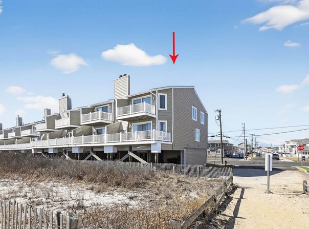 614 E Brigantine Ave, Brigantine, NJ 08203