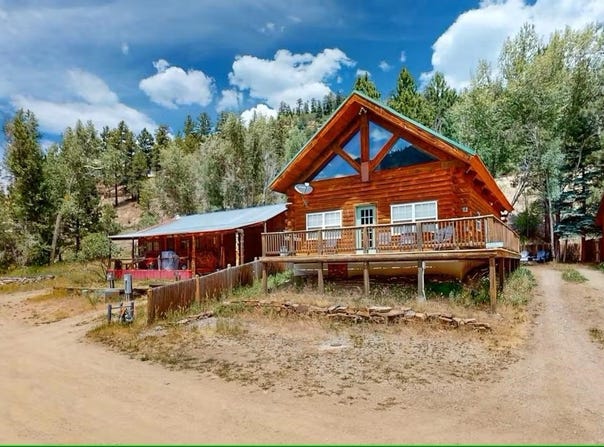 1005 High Street E, Red River, NM 87558