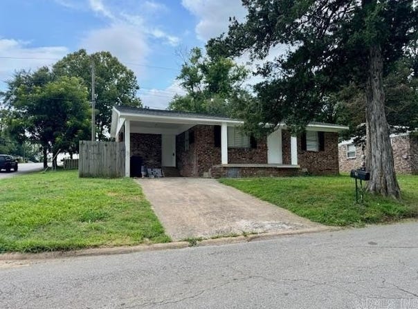 2001 Bledsoe Street, Pocahontas, AR 72455