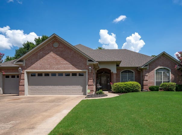 1130 Clarence Drive, Conway, AR 72034