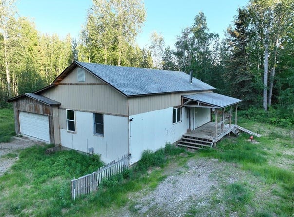 3095 AMANDA LOOP, North Pole, AK 99705