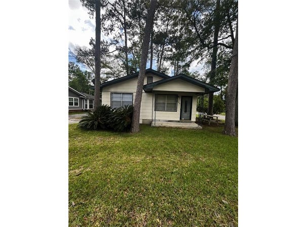 204 Davis Street, Thomasville, GA 31792