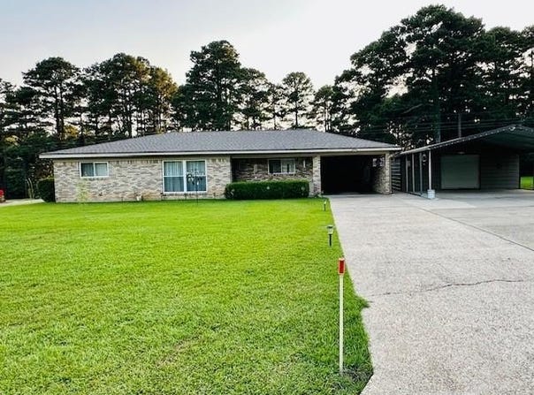 298 DAVENPORT, Sarepta, LA 71071