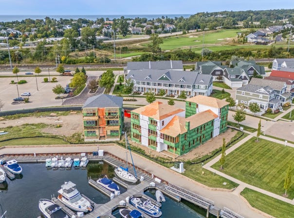 928 Sailors Way, St. Joseph, MI 49085