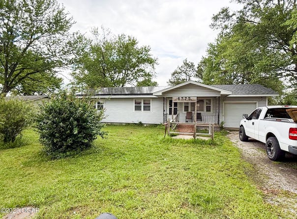 6775 SE Kiwi Lane, Riverton, KS 66770