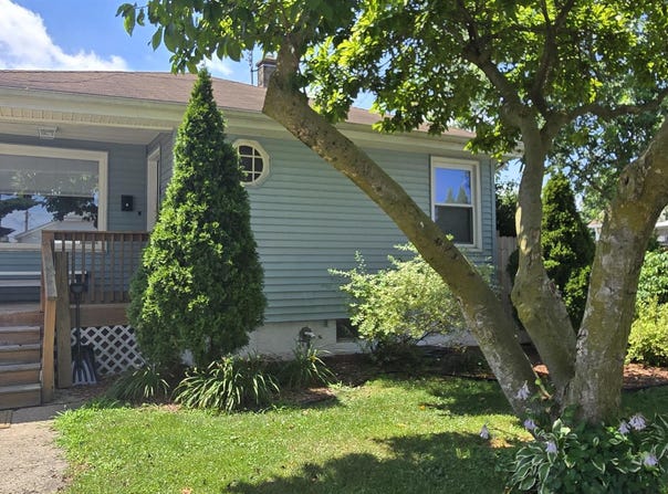 411 W 13th Street, Mishawaka, IN 46544