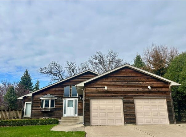 732 Hi Park Avenue, Red Wing, MN 55066