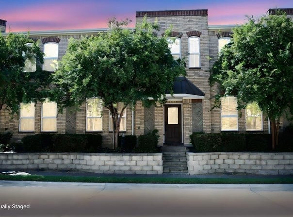 206 Belleville Drive, Lewisville, TX 75057