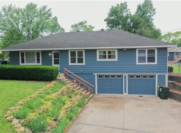 501 N Franklin Street, Spring Hill, KS 66083