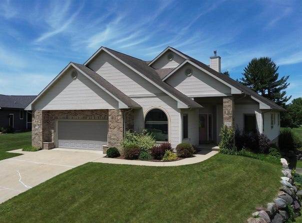 1710 Honey Creek, Plain, WI 53577