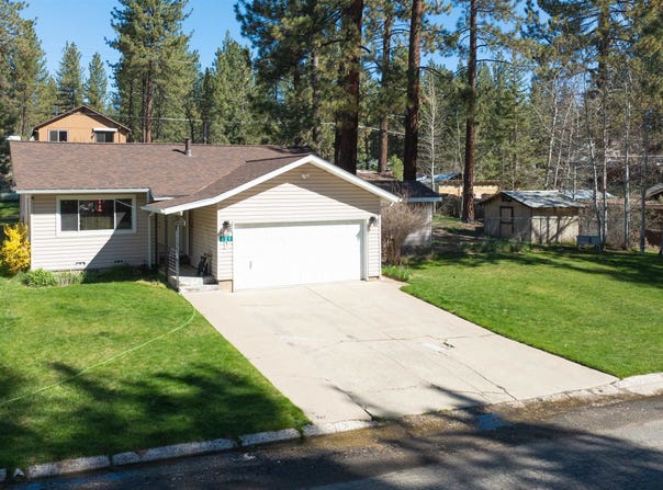 280 W Plumas Avenue, Portola, CA 96122-8536