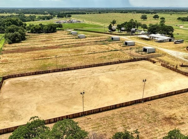 990 Doss Road, Millsap, TX 76066