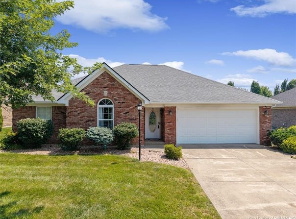 3103 Blue Sky Loop, Jeffersonville, IN 47130