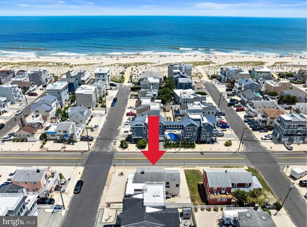 8200 BEACH AVENUE, LONG BEACH TOWNSHIP, NJ 08008
