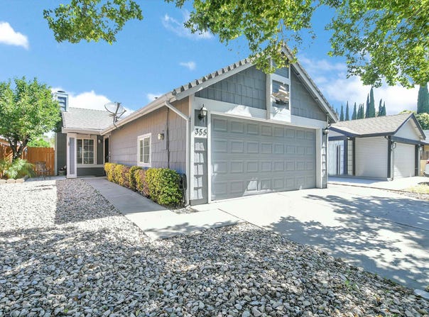 355 Hawthorne Dr, Tracy, CA 95376