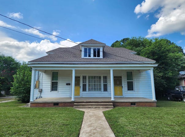 124 W Sullenberger Ave, Malvern, AR 72104