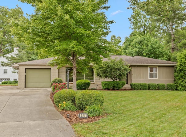 651 West Drive, Seymour, IN 47274