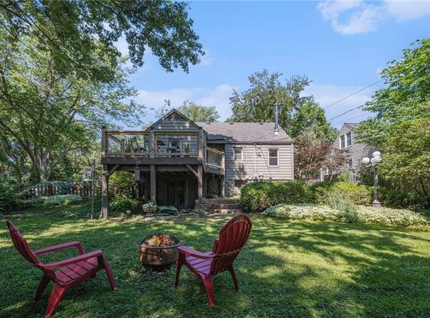 5147 Maple Avenue, Mission, KS 66202
