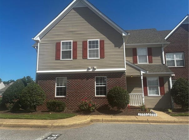 710 WILLOW GREEN Court, Chesapeake, VA 23320