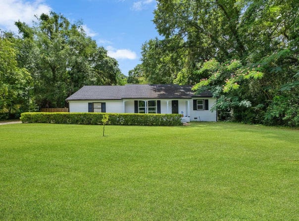 2121 Shadyoaks Drive, Tallahassee, FL 32303