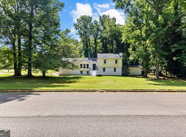 601 Nelson, Thomaston, GA 30286