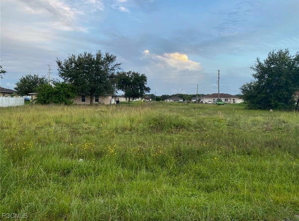 2667-2669 Gretchen Ave S, Lehigh Acres, FL 33973
