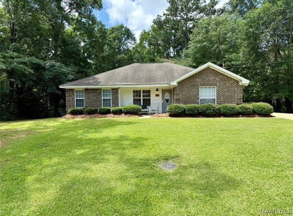609 County Road 232, Valley Grande, AL 36701