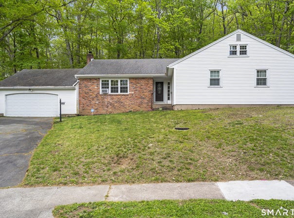 295 Stevenson Road, New Haven, CT 06515