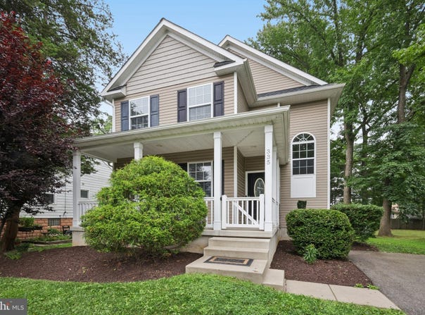 335 HINCHMAN AVENUE, CHERRY HILL, NJ 08002