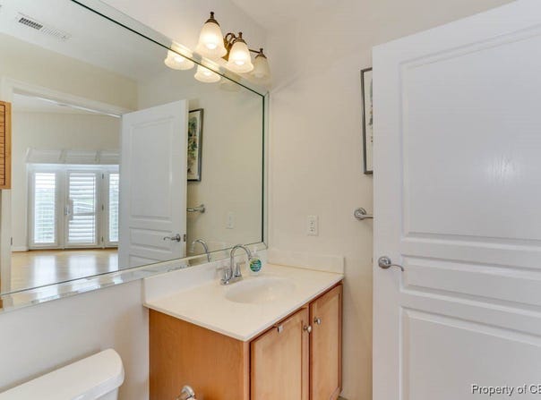 670  Town Center Dr Unit#418, Newport News, VA 23606