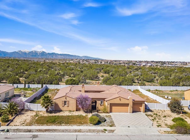 6778 Serrano Avenue, Hesperia, CA 92345