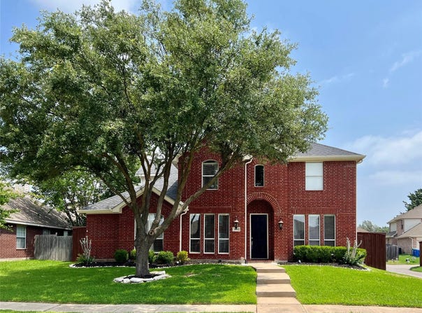 6902 Westover Drive, Rowlett, TX 75089