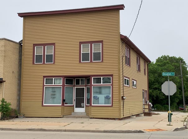3401 Douglas Ave, Racine, WI 53402