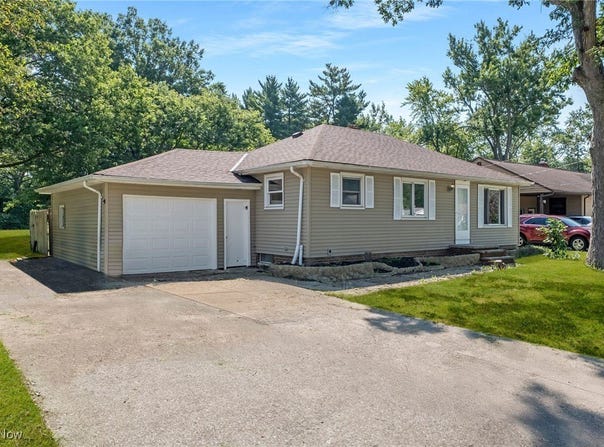 5861 Stearns Road, North Olmsted, OH 44070
