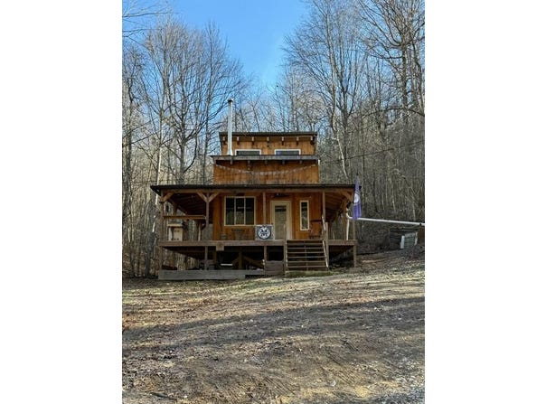 105 Chambers Fork Road, Campton, KY 41301