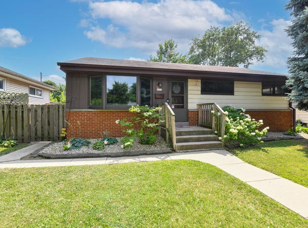 6415 W Morgan Ave, Milwaukee, WI 53220