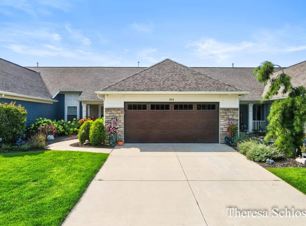 944 Bellview Meadow Drive SW, Byron Center, MI 49315
