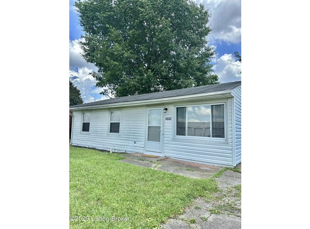 4502 E Indian Trail, Louisville, KY 40213