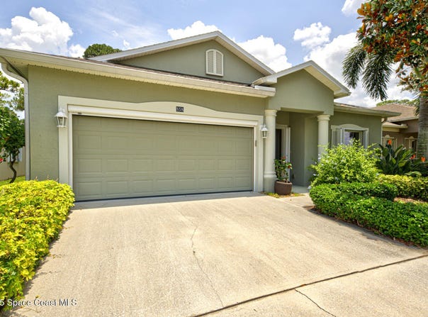858 Morning Cove Circle SE, Palm Bay, FL 32909