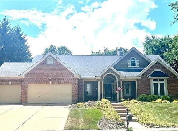 18121 Forest Briar Court, Wildwood, MO 63038